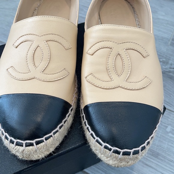 Chanel Lambskin espadrilles - Picture 3 of 10